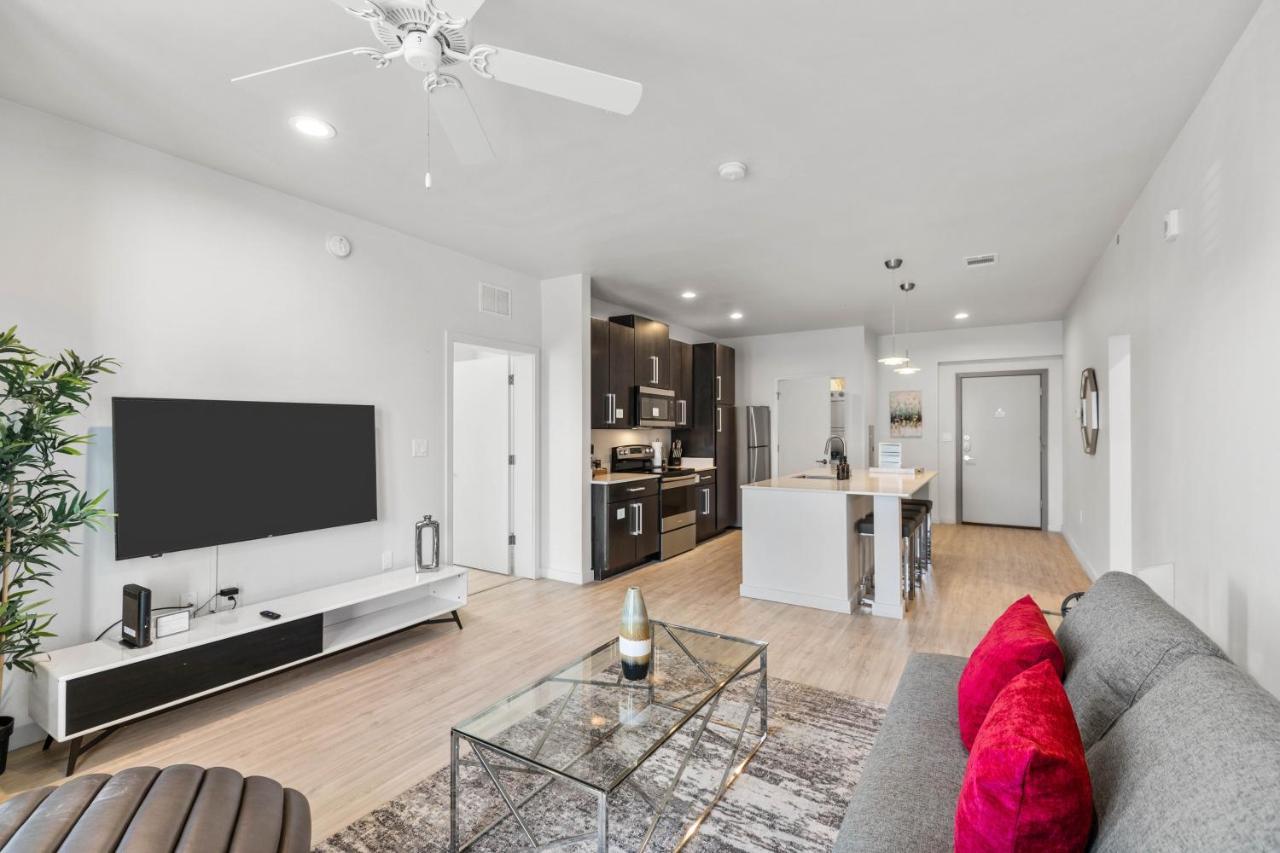 Flatz432 Apartments By Barsala Midland Exterior photo