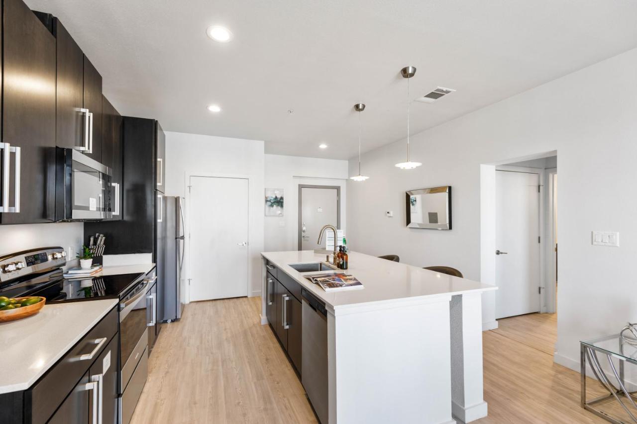 Flatz432 Apartments By Barsala Midland Exterior photo